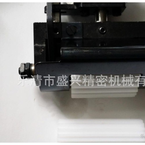 缝纫机VC008后拖轮组件4针齿轮拖布轮送布凸轮图3