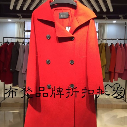 哥弟太平鸟品牌折扣女装剪标秋冬一手货源批发广州季歌服饰女式衬衫图5