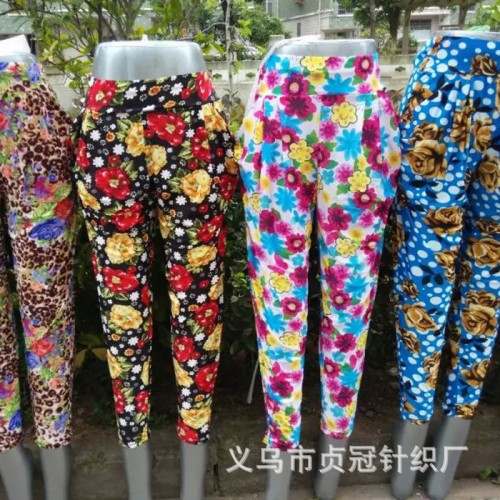 ** 中老年女裤九分冰丝哈伦裤夏季打底裤地摊特价冰丝女裤图3