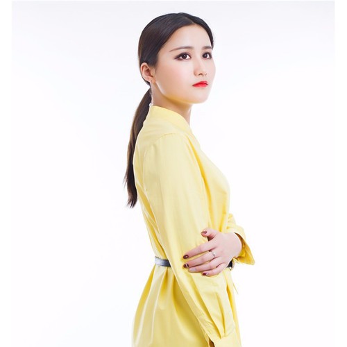 钿璎 女士中长款衬衣黄色休闲时尚衬衫 立领小衬衣裙图1