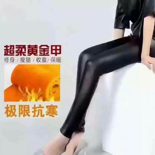 2016年新款黄金绒防皮裤 加绒加厚打底裤 冬季热卖保暖修身休闲裤图3