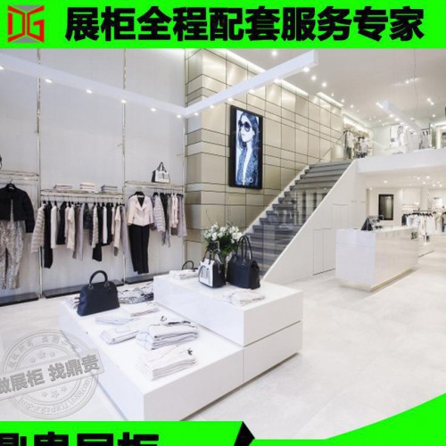 服装展柜设计公司 专业设计定制木质烤漆不锈钢服装展柜图1