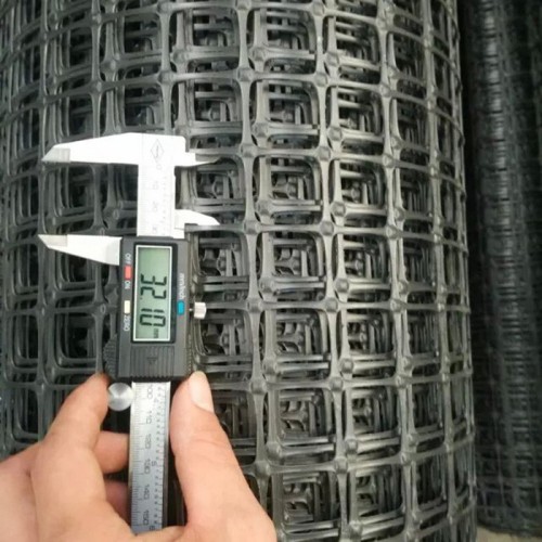 聚酯经编涤纶土工格栅 PVC涤纶土工格栅 质量可靠图3