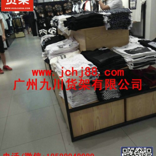 服装加盟，服装店，服装设计，KM男装,服装货架,货架,店面装修,装修设计图7