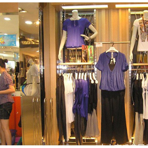 品牌女装专卖店展示架设计 服装货架定做  女装展示架图2