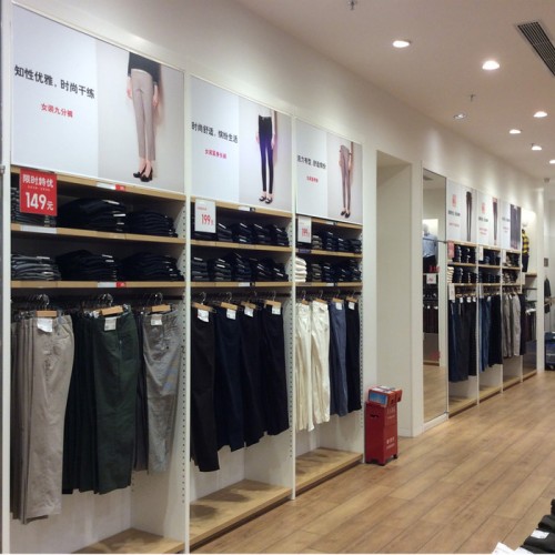 优衣库服饰货架，优衣库货架供应商，UNIQLO货架，优衣库服装货架，UNIQLO展架|柜人陈列道具免费上门测量设计图4