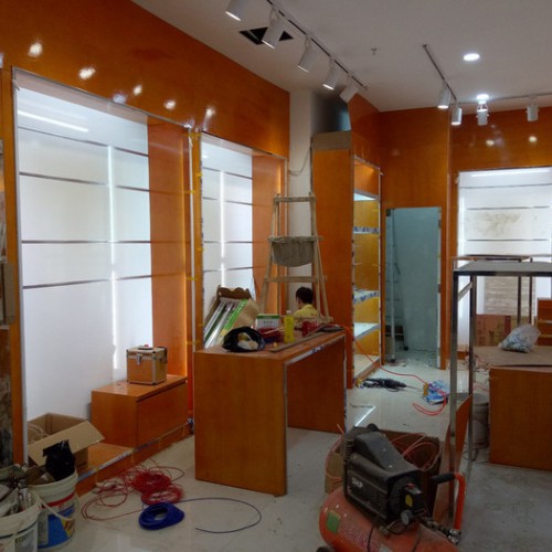 海南服装展柜1200*2400海南服装展柜展示柜展示架货柜订做店面设计柜台制作图3