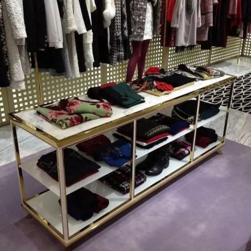 深圳服装店面货架设计制作-服装陈列道具