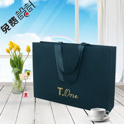 **免费设计手提纸袋定做 烫金礼品纸袋黑卡服装店纸袋订制图2