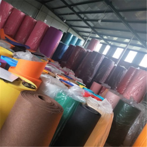 彩色针刺涤纶无纺布 细白羊毛毡 耐高温 超越毛毡制品图1