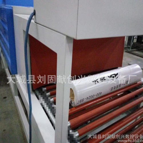 长期供应 热收缩轴线包装机 涤纶缝纫线包膜机 全自动涤纶线热收缩膜包装机图3