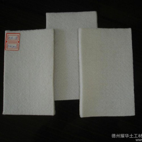 供应涤纶两布一膜500g土工布厂家报价图1
