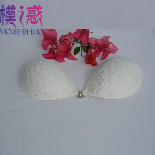 爆款推荐 蕾丝文胸 刺绣硅胶隐形文胸 无钢圈内衣 一片式无肩图3