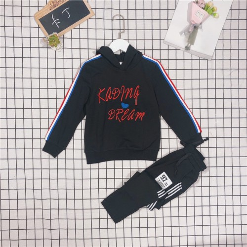 卡丁新版童套装 童装尾货清仓 精美儿童服装图3
