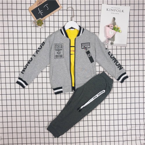 卡丁新版童套装 童装尾货清仓 精美儿童服装图2