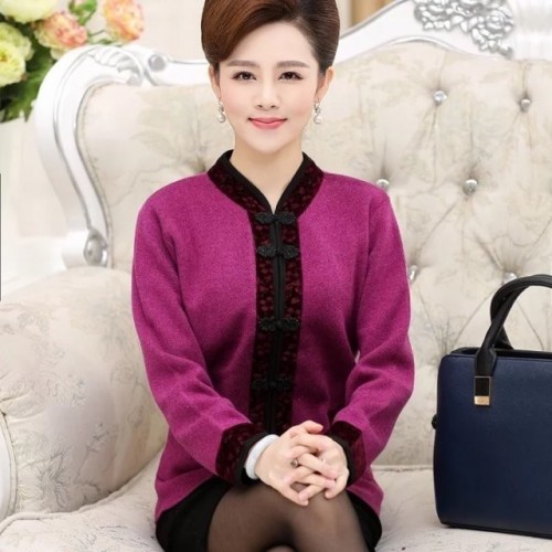 上海七浦路女装服装批发库存中老年女式毛衣清仓羊毛衫批发低价图1