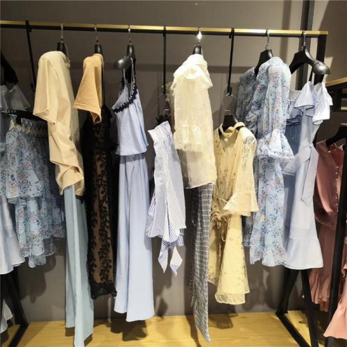 广州三彩名品折扣店女装剪专柜清仓货源尾货服装批发图3