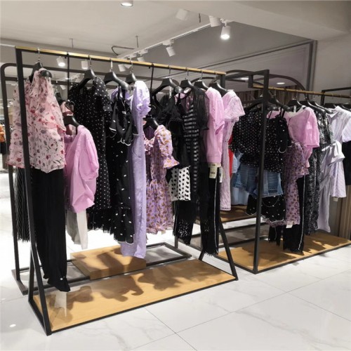 广州三彩名品折扣店女装剪专柜清仓货源尾货服装批发图2