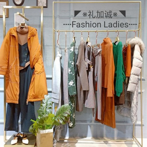 **慕希折扣服装低价清仓 高品质品牌女装批发一手货源图3