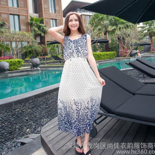 2015夏季新款无袖碎花雪纺连衣裙波西米亚裙度假沙滩裙长裙女图3