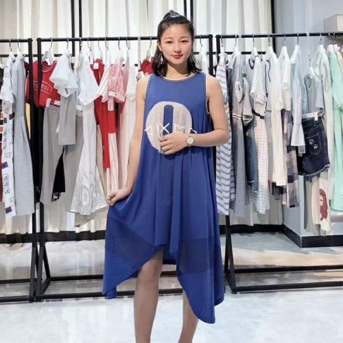 MO.陌2019年夏新款波西米亚雪纺连衣裙品牌女装批发图3