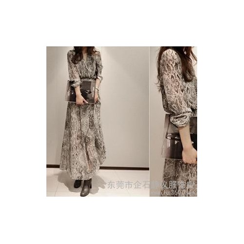 供应韩国代购同款厂家 夏季**女装蛇纹雪纺波西米亚印花长裙CR1148图1