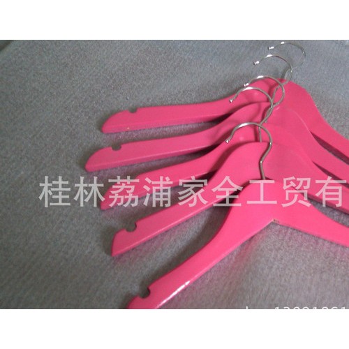 木制卡通衣服架 儿童装衣架 木制衣架厂 彩色 混批 服装店图3