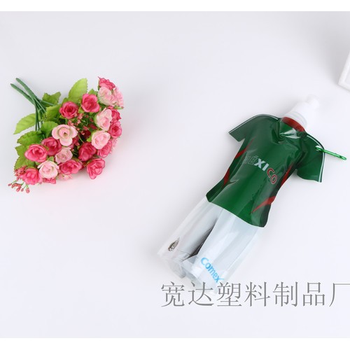 直销衣服形水袋 户外运动折叠水袋 pe塑料卡通异形水袋图3