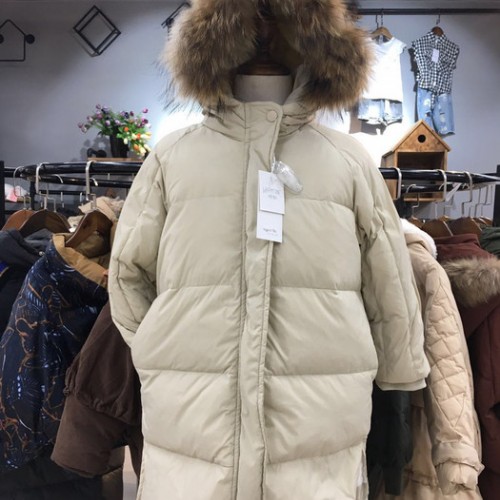 吾名堂羽绒服 广州品牌童装尾货批发图1