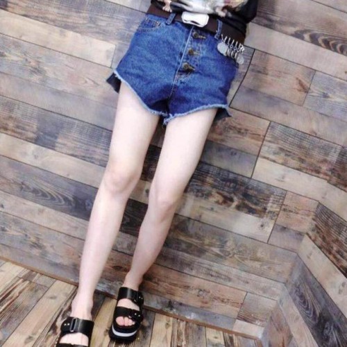 欧洲站2015夏季新款 女装纽扣口袋时尚直筒牛仔短裤子潮图2