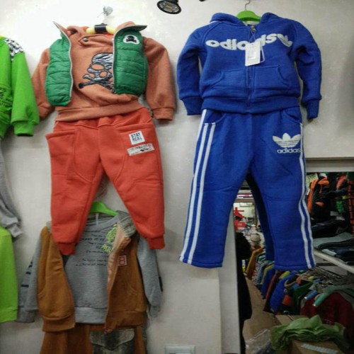 云南品牌童装**男童装，女童装批发99图3