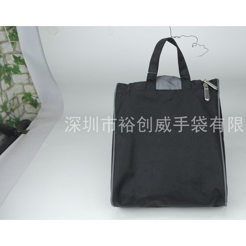 黑色提花料耐磨耐用化妆包 多层牢固大容量手提收纳包图3