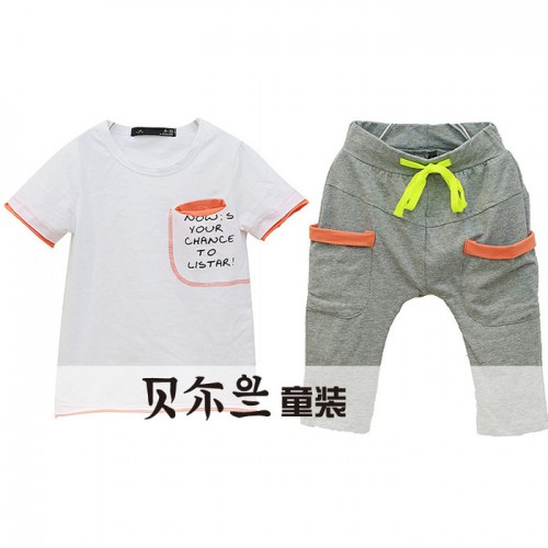 供应2014夏款新品童装 儿童短袖套装 男童字母短袖+五分裤休闲套装图3