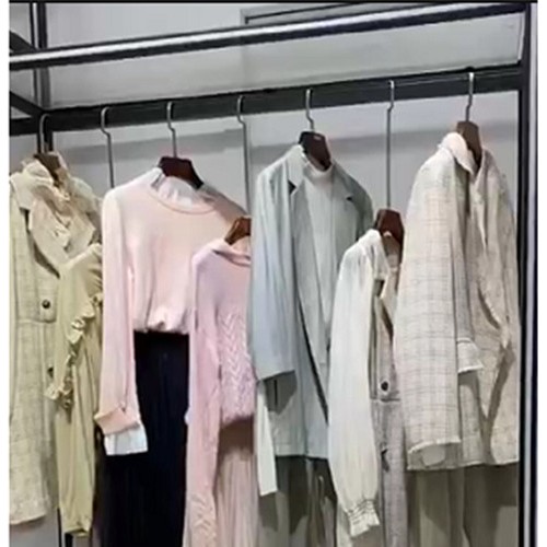 梵酷 品牌女装 牛仔裤精致530窈窕655梵酷 品牌女装 牛仔裤女王范873图2