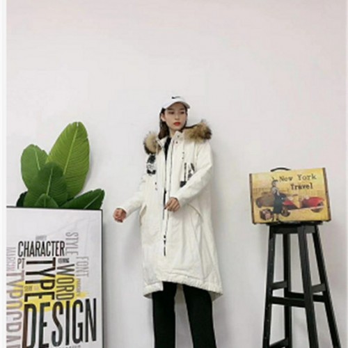 梵酷 品牌女装 牛仔裤清秀569图3