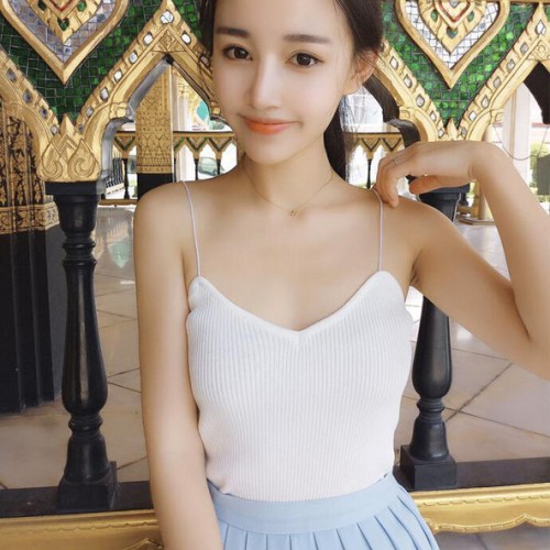 女士吊带背心批发 修身显瘦V领细吊带针织外穿背心  打底背心批发图8