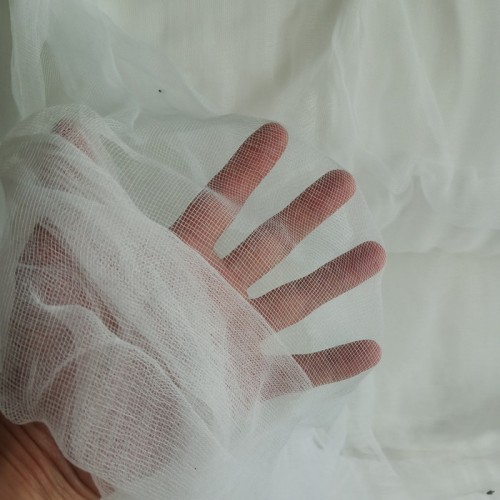 无纺布 涤棉纱布 被套纱布 豆包纱布   被里布 坯布 厂家批发各种纱布可定制图5
