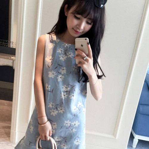 2015夏季新款 小清新甜美碎花背心无袖连衣裙女图1