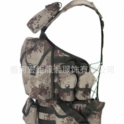荒漠迷彩06通用单兵战斗携行具 班长配置战术背心图3