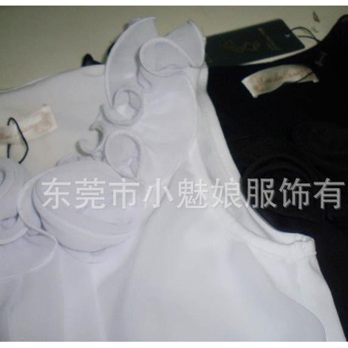 一件代发小魅娘品牌2015春夏雪纺花朵背心无袖上衣 女式针织图2