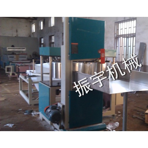 无纺布设备,型无纺布折叠机,无纺布折叠机,折叠设备,型折叠机,振痈图3