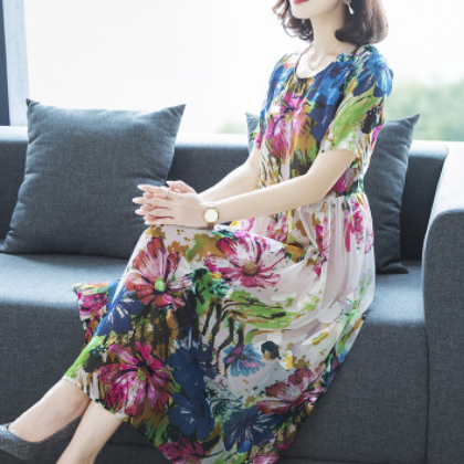 阔太太连衣裙2019夏季新款显瘦高端宽松女式中长裙图3