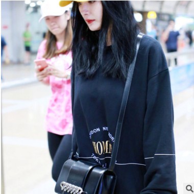 加肥大码卫衣女2020年新款秋冬季日韩版通勤休闲清新甜美宽松印花图3