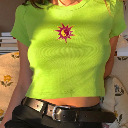 亚马逊新款2019欧美跨境ins街拍女装太阳花印花小字母修身显瘦T恤图2