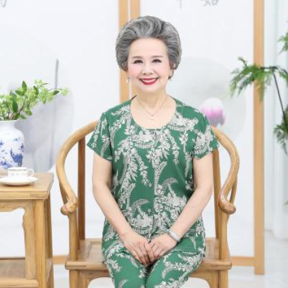 妈妈夏装棉绸套装中老年女装短袖开衫6070岁老年人雕印绵绸奶奶装图2