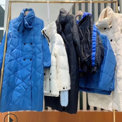 品牌折扣女装羽绒服轻薄直播货源我爱露露折扣实体店走份尾货批发图2