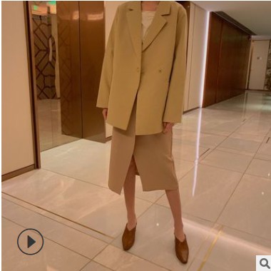 趋梦DT EDITION秋季女装前搭片装饰扣直筒裙新款半身裙女2019新款图1