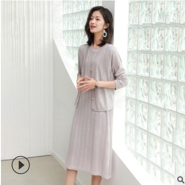 2021春季新款韩版女装开衫连衣裙两件套优雅通勤格子针织衫裙套装图3