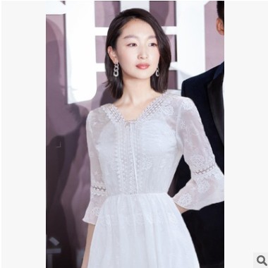 跨境女装 赵丽颖海边度假沙滩裙白色雪纺刺绣连衣裙8742图1