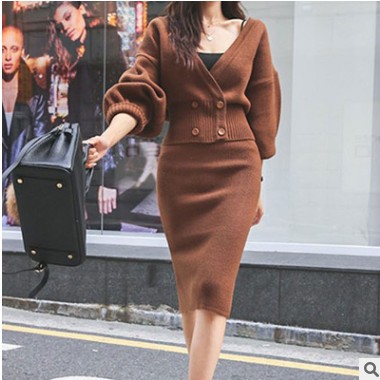 2020秋装新款韩版女装针织气质显瘦两件套秋冬休闲套装时尚潮8908图3